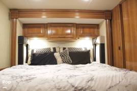 2018 Coachmen Sportscoach 409BG, $ 286,000