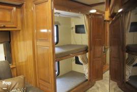 2018 Coachmen Sportscoach 409BG, $ 286,000
