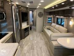 2021 Jayco Seneca Prestige 37K, $ 225,000