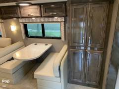 2021 Jayco Seneca Prestige 37K, $ 225,000