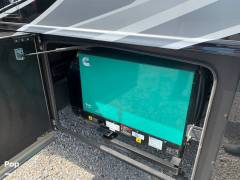 2021 Jayco Seneca Prestige 37K, $ 225,000