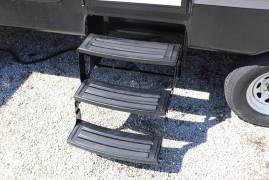 2019 CrossRoads Zinger 328SB, $ 29,900