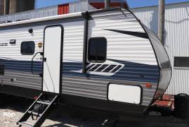 2019 CrossRoads Zinger 328SB, $ 29,900