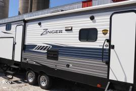 2019 CrossRoads Zinger 328SB, $ 29,900