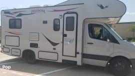 2009 Thor Motor Coach Freedom Elite 23S, $ 49,500