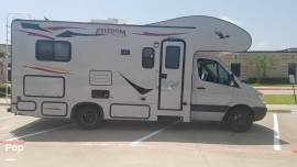 2009 Thor Motor Coach Freedom Elite 23S, $ 49,500