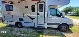 2009 Thor Motor Coach Freedom Elite 23S, $ 49,500
