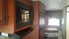 2009 Thor Motor Coach Freedom Elite 23S, $ 49,500