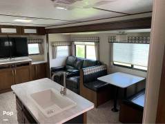 2020 Forest River Avenger 35MBS, $ 29,900