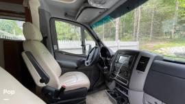 2015 Winnebago View 24J, $ 67,000