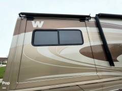 2012 Winnebago Sightseer 33C, $ 49,900
