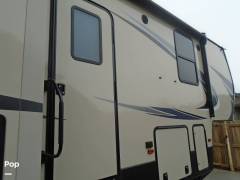 2019 Keystone Montana High Country 362RD, $ 59,500