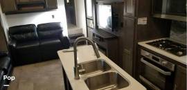 2018 CrossRoads Cruiser Aire CR28RD, $ 50,000