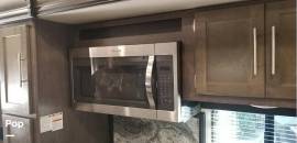 2018 CrossRoads Cruiser Aire CR28RD, $ 50,000