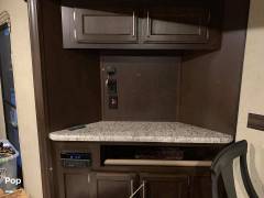 2017 KZ Sportsmen 322IK, $ 24,500