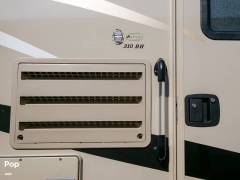 2018 Coachmen Leprechaun 310BH, $ 59,995