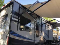 2016 Heartland Road Warrior 413, $ 64,000