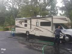 2017 Coachmen Freelander 31BH, $ 70,000