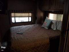 2017 Coachmen Freelander 31BH, $ 70,000