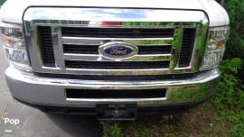 2017 Coachmen Freelander 31BH, $ 70,000