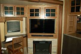 2017 Keystone Montana Legacy 3440RL, $ 69,900