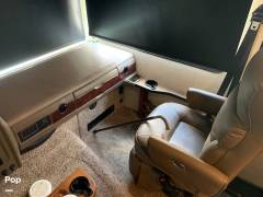 2015 Fleetwood Bounder 33 C, $ 65,000