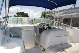 2004 Chaparral 240 Signature, $ 25,000.00