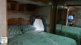 2005 Thor Motor Coach Chateau 27J, $ 14,500