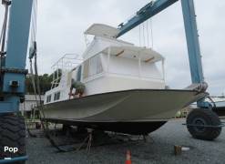 1973 Chris-Craft Aquahome, $ 184,000.00
