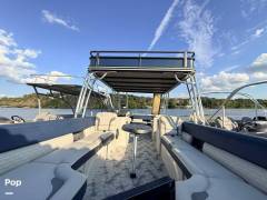 2023 Crest 250 Caribbean, $ 34,000.00