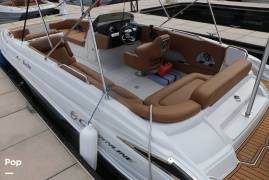 2025 Crownline E 230 XS, $ 45,000.00