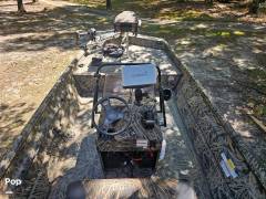 2022 Lowe Roughneck 2070 CC, $ 36,950.00