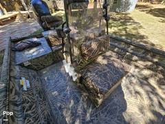 2022 Lowe Roughneck 2070 CC, $ 36,950.00