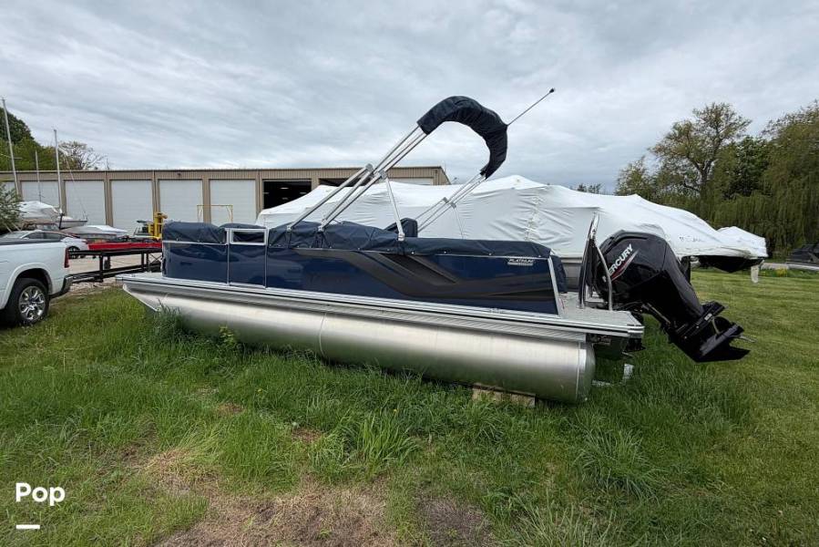 2017 Tahoe Pontoon GT CR, $ 21,700.00
