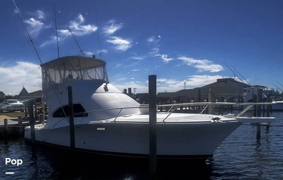 2005 Luhrs 41 Convertible, $ 220,000.00