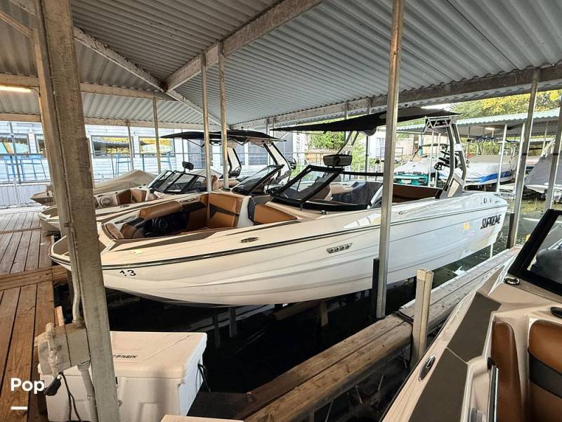 2024 Supreme S220, $ 57,000.00