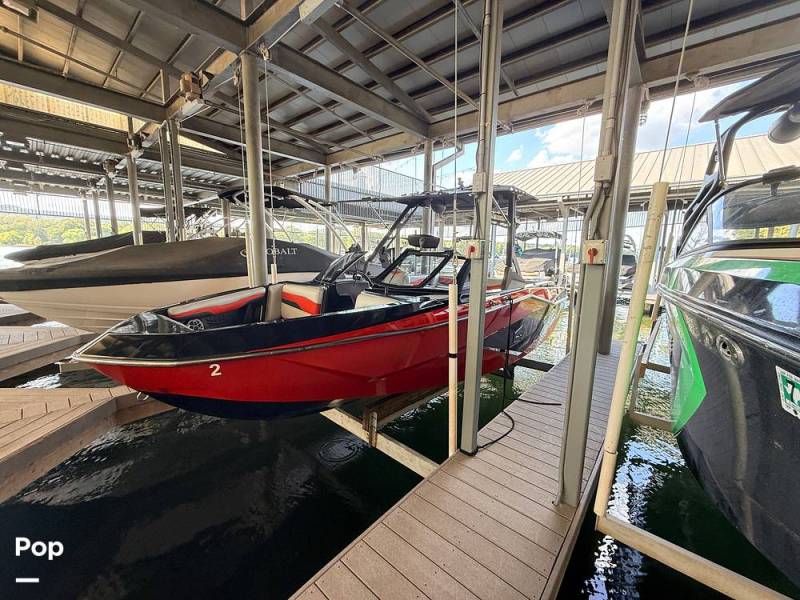 2023 Axis T220, $ 50,000.00