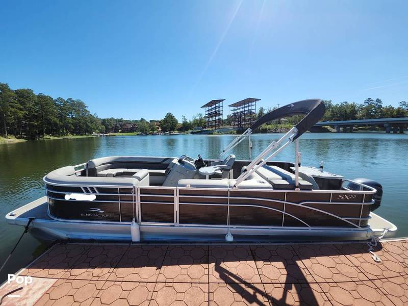 2022 Bennington SX22 Fish and Cruise, $ 25,500.00