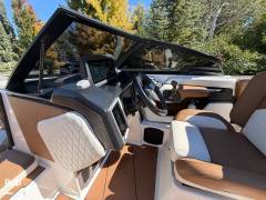 2021 Malibu M220, $ 150,000.00