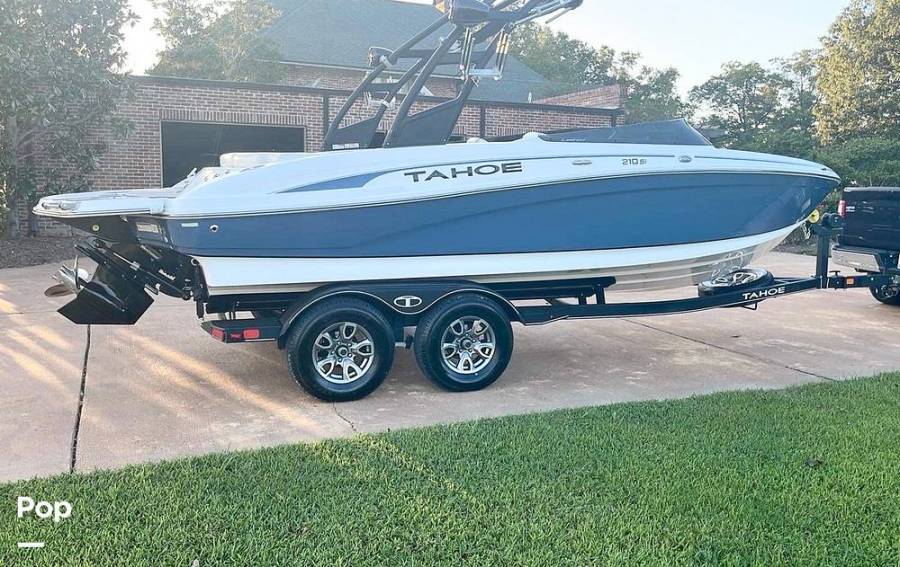 2023 Tahoe 210 SI limited, $ 60,000.00