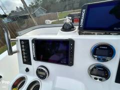 2019 Robalo R-180 CC, $ 37,000.00