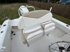 2019 Robalo R-180 CC, $ 37,000.00