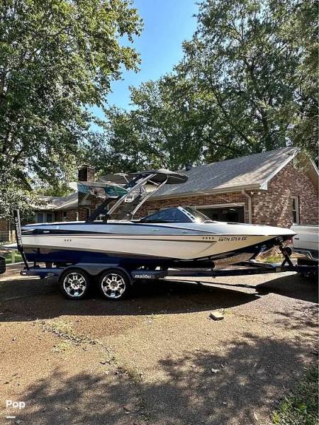 2011 Malibu Wakesetter VLX, $ 44,450.00