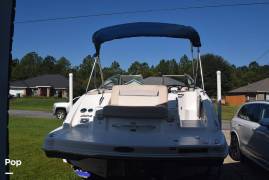 2011 Chaparral 224 Sunesta, $ 27,000.00