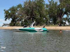 2019 Axis T22, $ 74,500.00