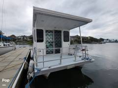 2016 Catamaran Cruisers 35 x 10 Single Stateroom, $ 70,750.00