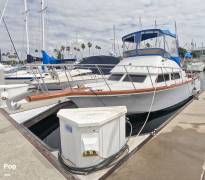 1976 Jeffries 32 FB Sedan, $ 23,000.00