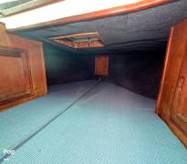 1976 Jeffries 32 FB Sedan, $ 23,000.00