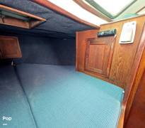 1976 Jeffries 32 FB Sedan, $ 23,000.00