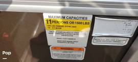 2021 Sun Tracker Party Barge 22 DLX, $ 31,900.00